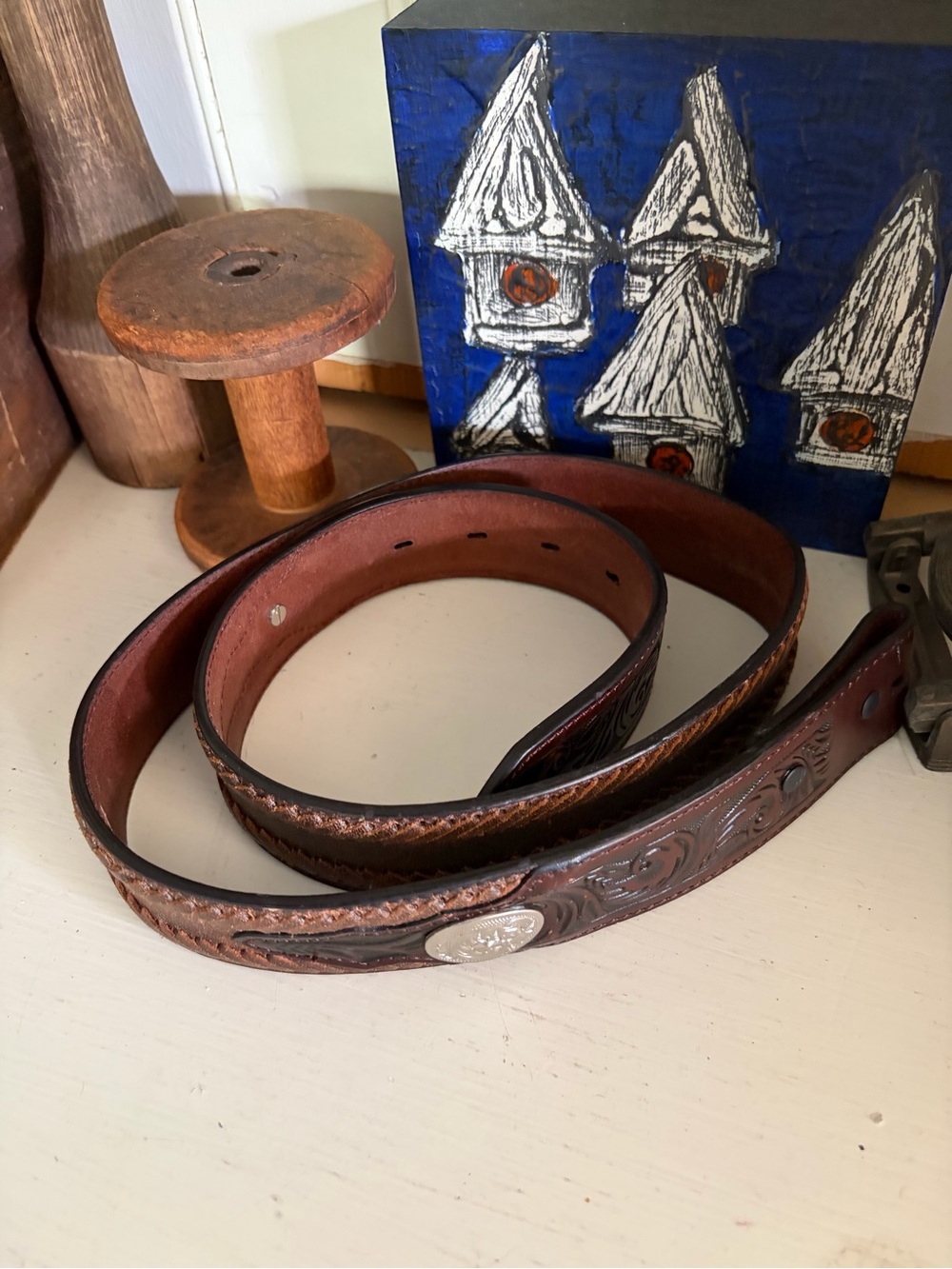 Hand-Tooled Brown Leather Men's Belt with Decorative Silver Conchos